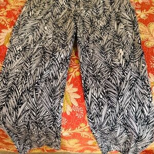 Coldwater Creek Black and White Leaf Print